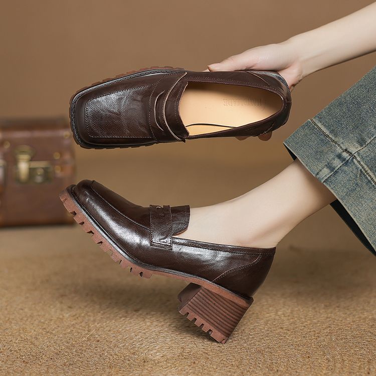Deep Mouth High Heel Pumps in Sheepskin with Square Toe and Chunky Heel
