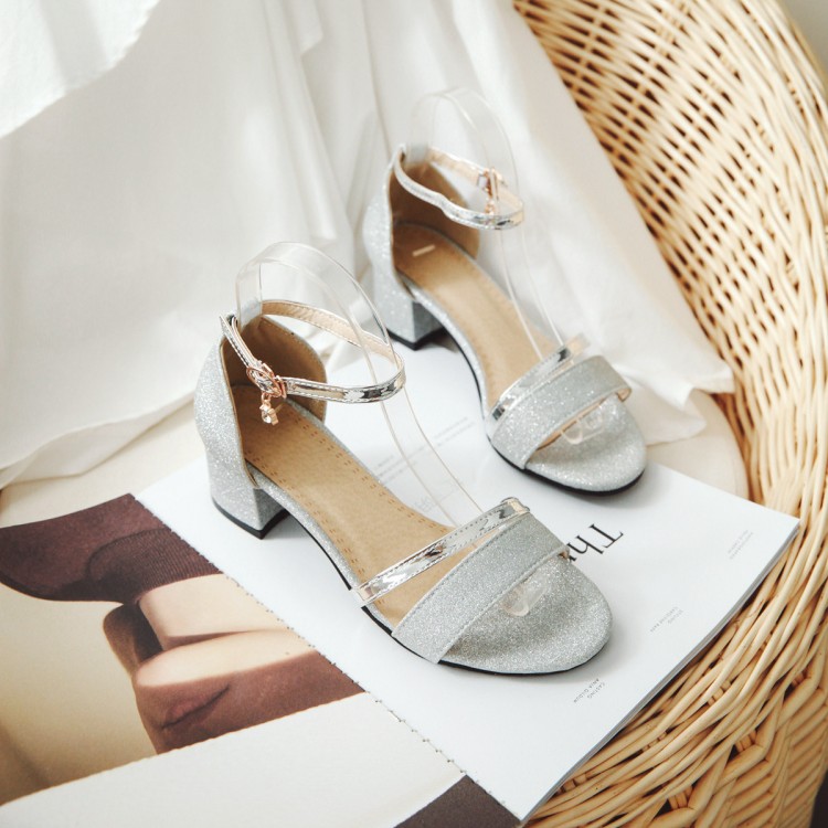 Minimalist Low Heel One Strap Sandals