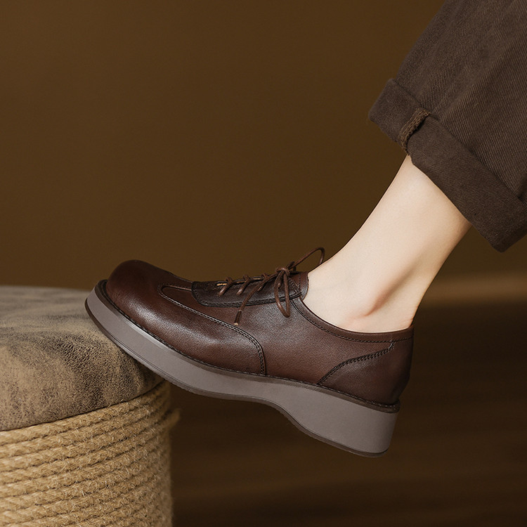 Minimalist Round Toe Lace-Up Flat Shoes for Women